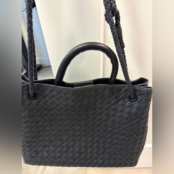 Quince Large Italian Leather Handwoven Satchel in Black EUC - Picture 2 of 9